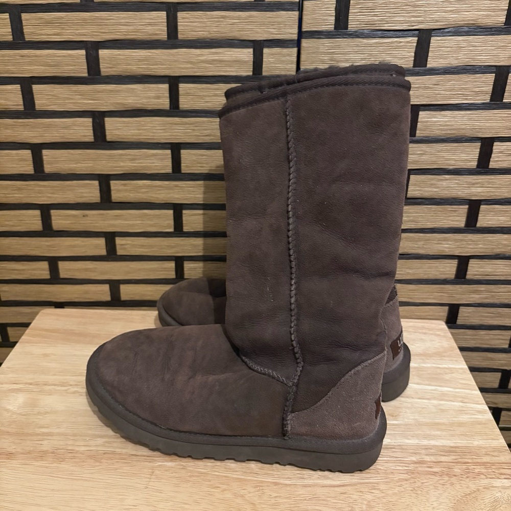 UGG Classic Tallโ Chocolate Boots Size 7